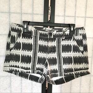 American Eagle Tribal Mid-Rise Print Shorts size 8